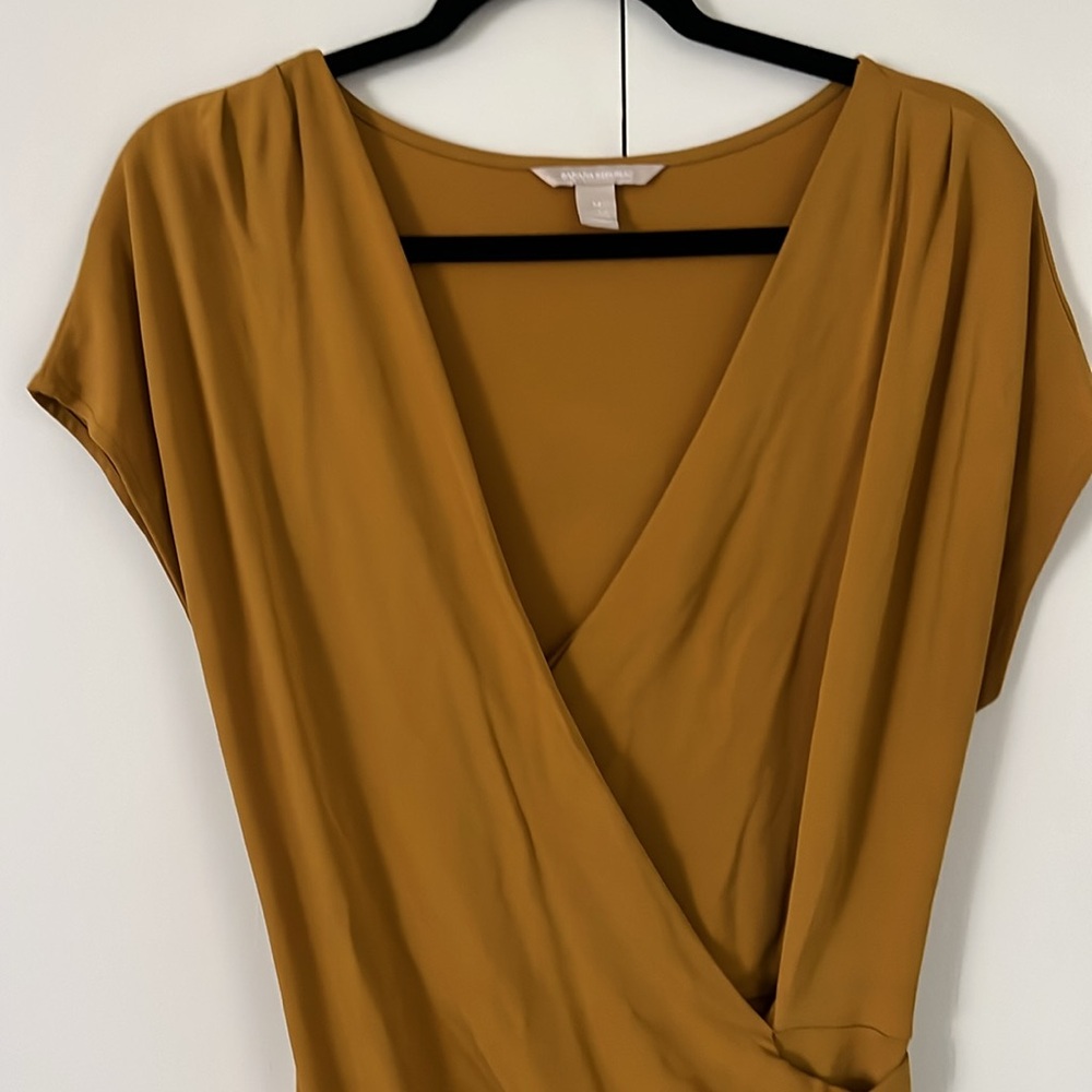 Banana Republic rayon wrap dress - Picture 3 of 3